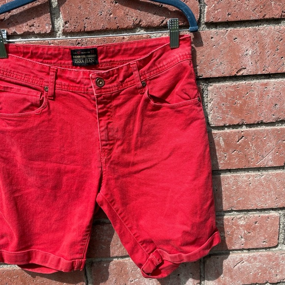 ZARA Red Denim Mom Shorts - Picture 1 of 9